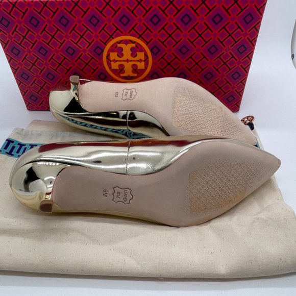 TORY BURCH Women's NEW Elizabeth 40MM Pump Mirrored Metallic Silver Kitten Shoes - Picture 9 of 10